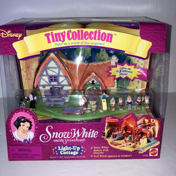 VTG 1995 Polly Pocket Disney Princess SNOW WHITE & the Seven Dwarfs COTTAGE NEW
